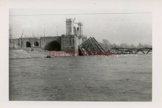 Wwii Photo - 696th Engineer Pdc - Bombed Bridge - Mannheim Germany