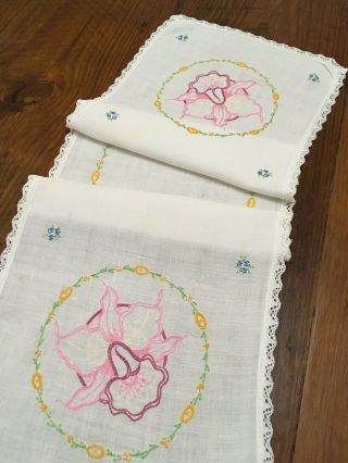 Vintage Table Runner Scarf Hand Embroidered Linen Pink Flowers Lace 12 " X 40 "
