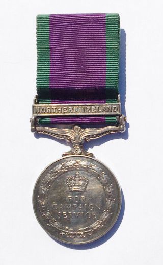Campaign Service Medal Qeii - Northern Ireland (royal Artillery)