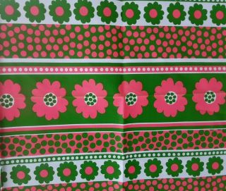 Vintage 70s V.  I.  P.  Neon Pink & Green Flower Power Fabric G 40 " X44 " 1,  Yard
