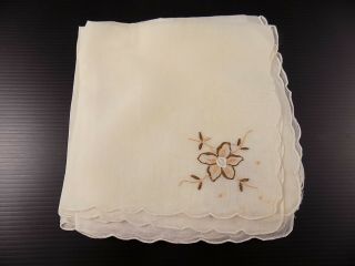 8 Vintage White Dinner Napkins Embroidered Brown Floral Motif 14.  5 X 14.  5 "
