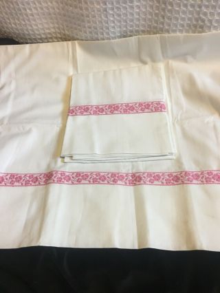 Set Of 2 Vtg Pillowcases Standard Size Embroidered Pink Flowers