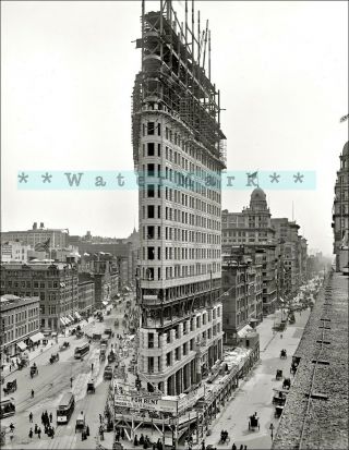 York City Flatiron Building 1902 Vintage Poster Print Retro Style Art