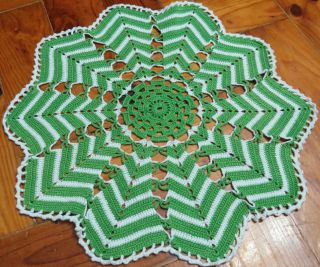 Vintage Round Green Crochet Doily 13 " Green White Lace Doily Placemat Christmas