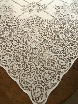 Vintage Floral Cream Lace Tablecloth 68” X 52” 3