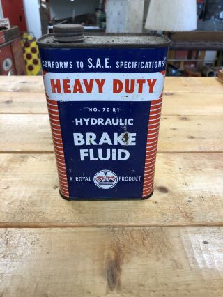 Vintage 1 Quart Royal Heavy Duty Brake Fluid.  (full Can)
