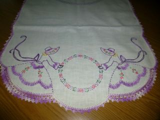 Vintage Table Runner Dresser Scarf Southern Belle Embroidered Crocheted Doily