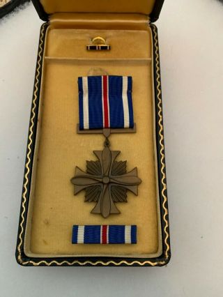 Wwii Distinguished Flying Cross Medal With Presentation Box Ww2 Ribbon