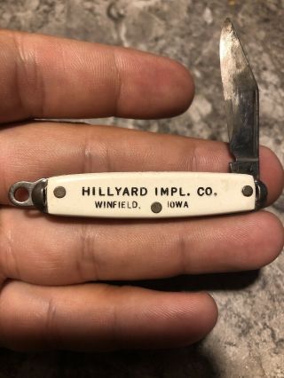 Vintage Hillyard Implement Winfield Iowa John Deere Ih Pocket Knife Usa