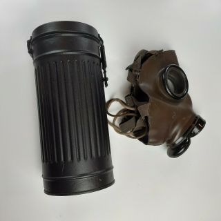 Ww2 German Gas Mask Can Canister And A Gas Mask Mp40 Mp44 Mg42 Mg34 K43 K98 G43