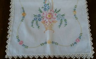 Vintage Embroidered Table Runner Dresser Scarf Flower Basket Crochet Bonus