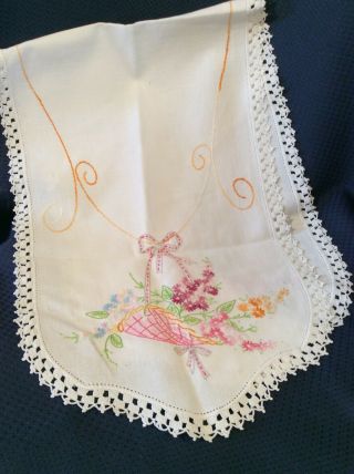 Vintage White Embroidery Flower Baskets Oval Dresser Scarf With Crochet Edge