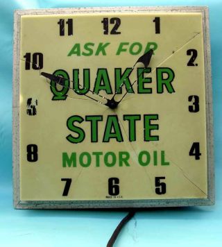 Scarce Ask For Quaker State Motor Oil Vintage Advertising Plastic Light Up Clock
