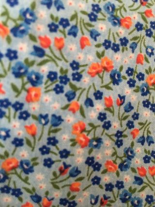 2 Yds Vtg 70s Mini Calico Reddish Orange Roses Cotton 44 - 45” W Blue Fabric