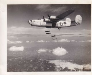 Wwii Aerial Photo Aaf 451st Bomb Group B - 24 Bomber Dropping Bombs 19