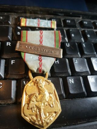 1939–1945 Commemorative War Medal W/libÉration Clasp,  Ribbon See Store Ww1 Medal