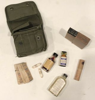 1945 Ww2 Wwii Us Army Usmc Jungle Medic Medical First Aid Kit W/ Contents