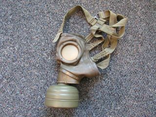 Wwii Era German Civil Defense Gas Mask With Filter
