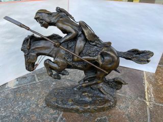 Signed Fedrick Remington Cheyenne Indian On Horse Bronz Statue Sculpture Figurin