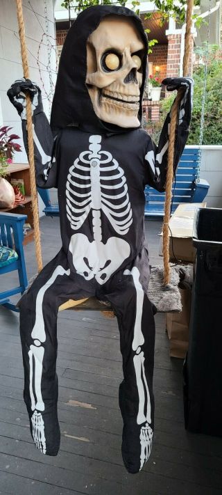 Halloween 3 Ft Swinging Lil Skelly Bones Animated Skeleton Swing Inoperable