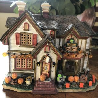 Lemax Spooky Town “porcelain Lighted House” Retired - 2003