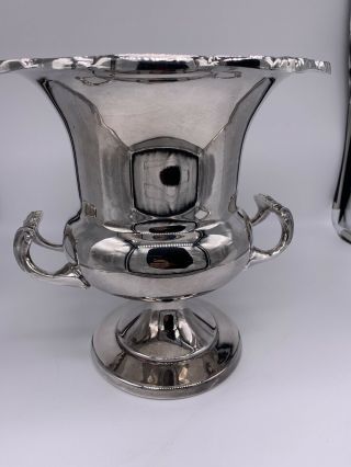 Vintage Silverplate Champagne Ice Bucket 10.  4” 3