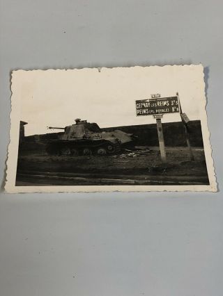 Wwii Us Gi Photo Captured German Panther Tank Ko’d Reims Cednay Marne Nazi