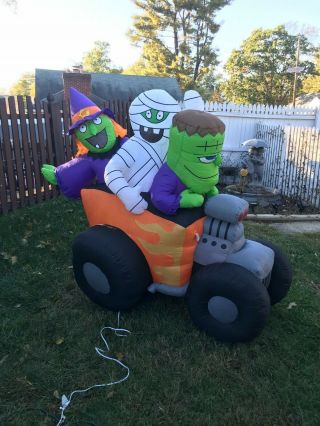 Gemmy Airblown Inflatable Halloween Hot Rod Monsters 6ft.  Lighted Yard Decor