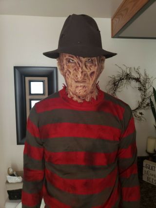 Darkride Freddy Krueger Silicon Mask And Hand With Metal Glove Costume