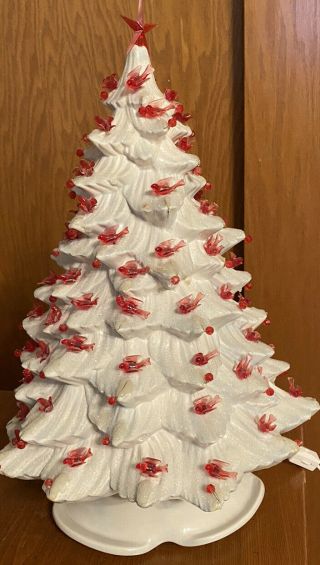 8/18.  Rare Vintage White Ceramic Christmas Tree 18” W/ Cardinals And Red Beads