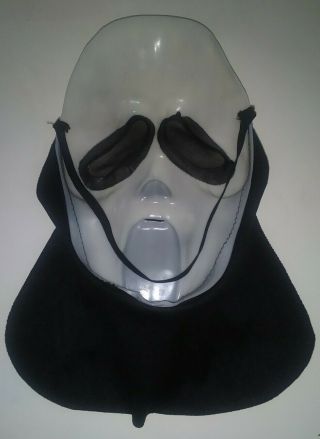 Fearsome Faces Scream Ghost Face Fun World Mask 12 
