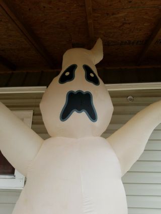 Gemmy Airblown Inflatable Halloween Ghost 8 Feet Tall 2