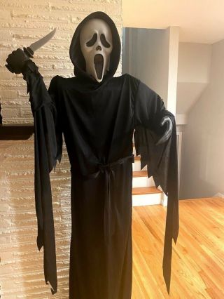 Life Size Scream Ghost Face Halloween Prop Light Up And Sound 6ft