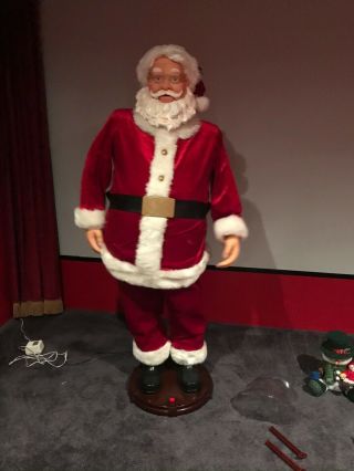 Gemmy Life Size 5ft Christmas Animated Singing Dancing Santa Clause