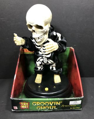 Gemmy Groovin Ghoul Halloween Dancing Skeleton Singing Livin La Vida Loca Nos