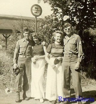 Fraternizing Pair Us Soldiers Posed On Road W/ Cute German Girls; Fulda 1945
