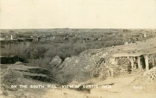 Rppc Postcard On The South Hill,  Town View Curtis Ne Frontier County,  Rock Photo