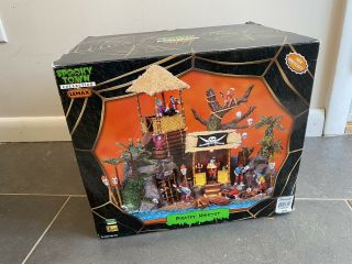 Lemax Spooky Town Pirate ' s Hideout 2008 - retired - 3