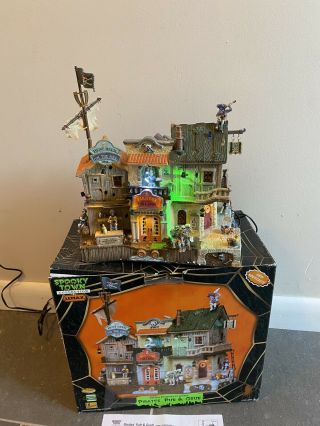 Lemax Spooky Town Pirates Pub & Grub 85666 Halloween House Animated Lighted