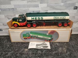 1984 Hess Truck Tanker Toy Bank Lights L32