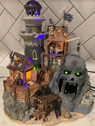Lemax Spooky Town Halloween Village Isle Of Doom Lighthouse Retired 2006