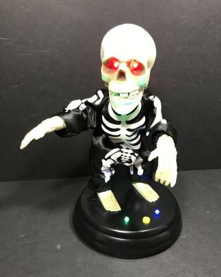 Gemmy Groovin Ghoul Halloween Dancing Skeleton Singing Livin La Vida Loca