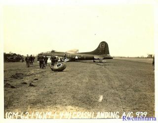 Org.  Photo: 96th Bomb Group B - 17 Bomber (42 - 29939) Crash Landed in Field; 1943 2