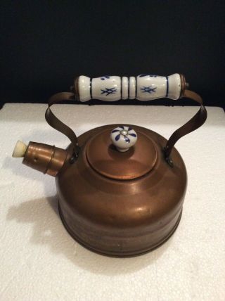 Vintage: Copper Tea Kettle With Blue & White Delft Porcelain
