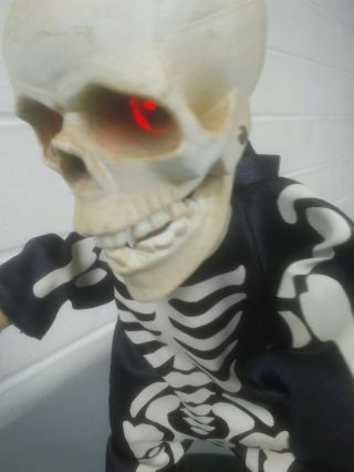 Gemmy Grave Raver Ghoul Skeleton Living La Vida Loca Dance Halloween WORKS 3