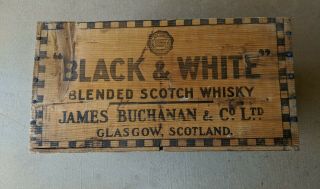 Vintage " Black & White " Blended Scotch Whiskey Wooden Wood Crate James Buchanan