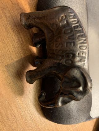 Vtg Cast Iron Elephant Advertising Independent Stove Co Paperweight Owosso Mi