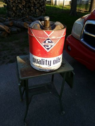 Skelly Quality Oils 5 Gallon Can.  Tagolene 303 Fluid