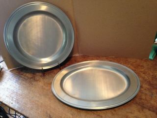 2 Vintage I.  S.  Co.  Pewter Trays International Silver Co.  Round & Oval Trays