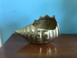 Vtg Solid Hammered Brass Conch Sea Shell Planter Bowl 7.  5 " Hollywood Regency